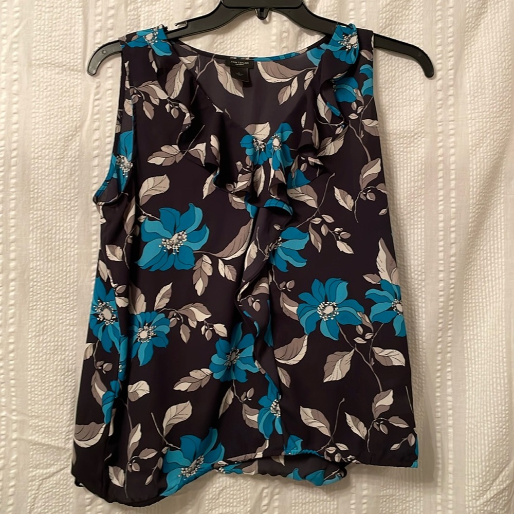 Ann Taylor Factory Black floral sleeveless top with ruffles. Size L large.